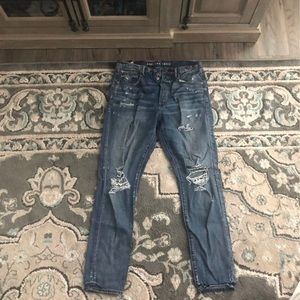 American eagle distressed jeans size 8